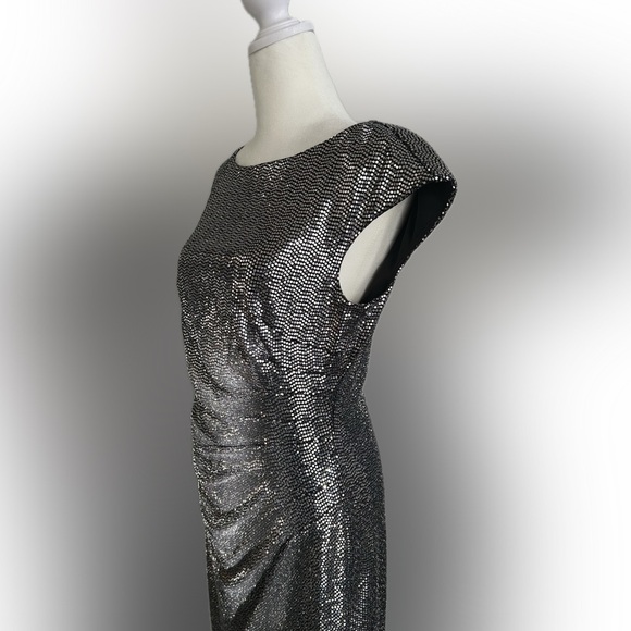 Anne Klein Silver Metallic Cocktail Dress - Picture 4 of 7